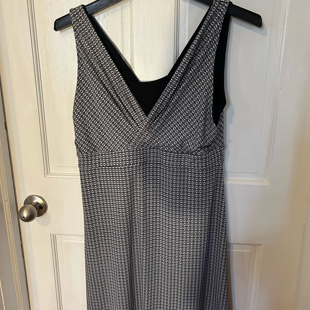 GraceElements Black and White Women's Stretchy Dress
